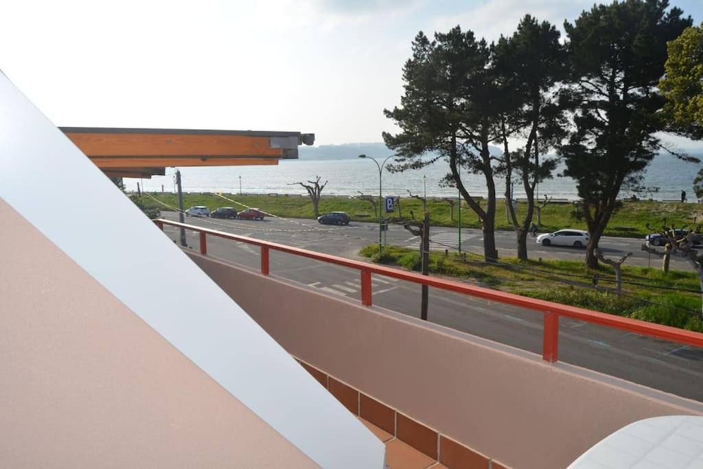 Ferienwohnung Precioso Atico A Pie De Playa, En Mino. Exterior foto